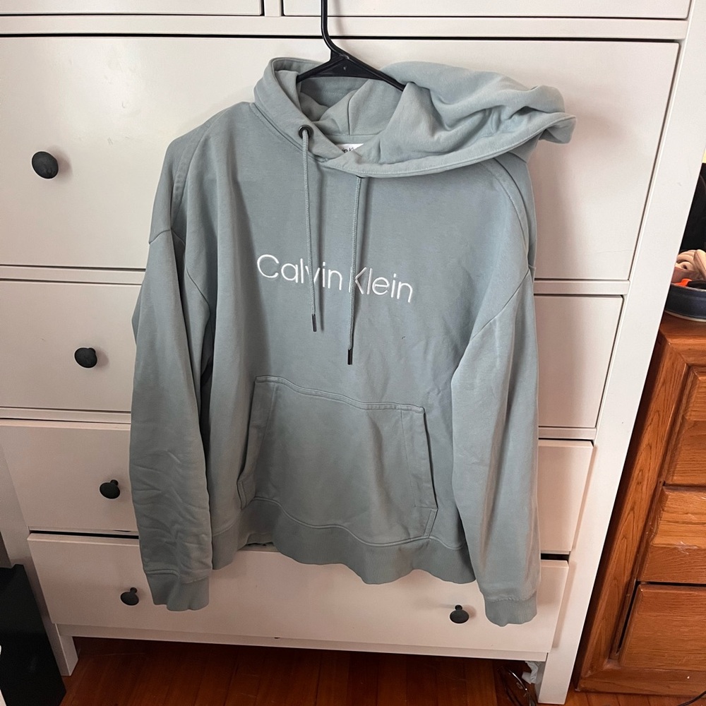 Men’s calvin Klein hoodie light weighty